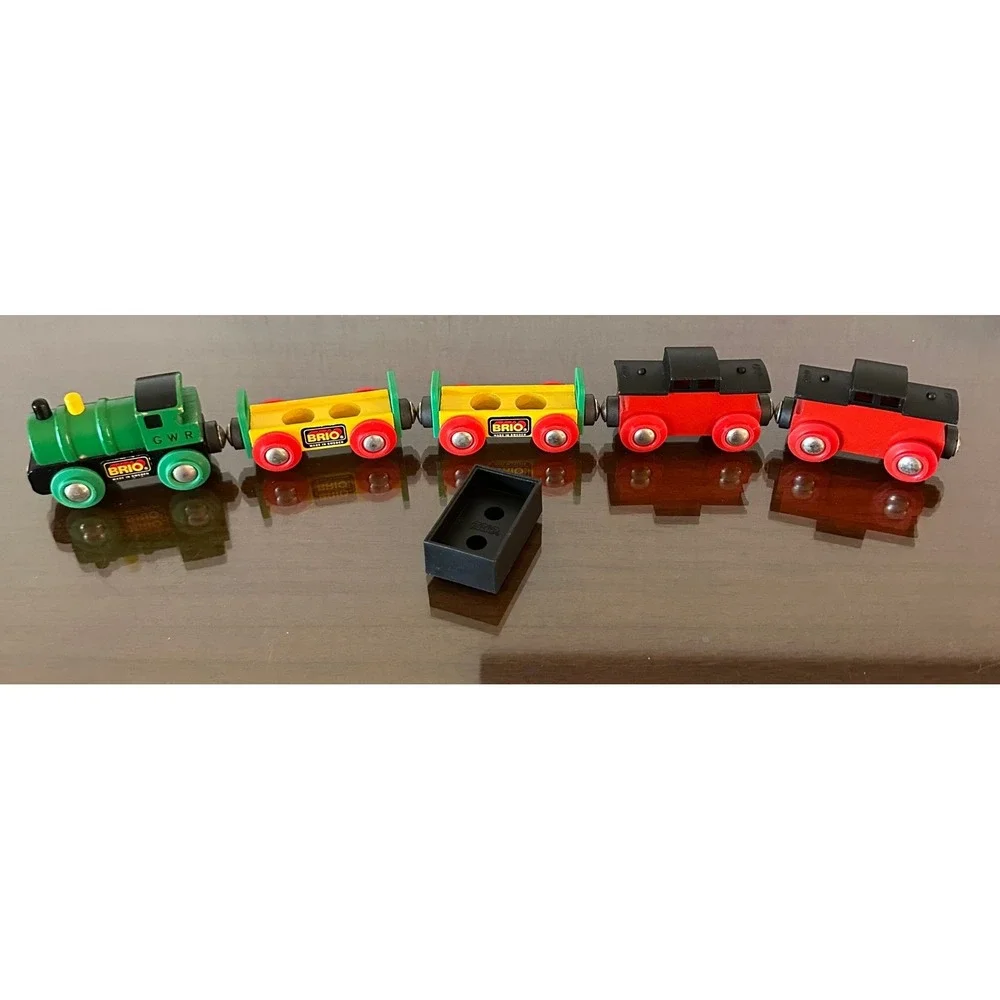 Brio Vintage Wooden Railway Train Set GWR Green Engine Cargo Cars Caboose Sweden